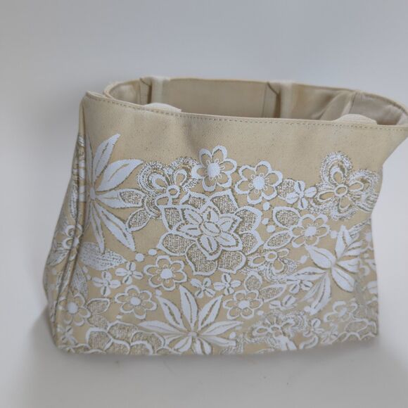 Oscar de la Renta Tote Bag Purse Neiman Marcus Target Floral Lace Canvas Flaw - Picture 4 of 16